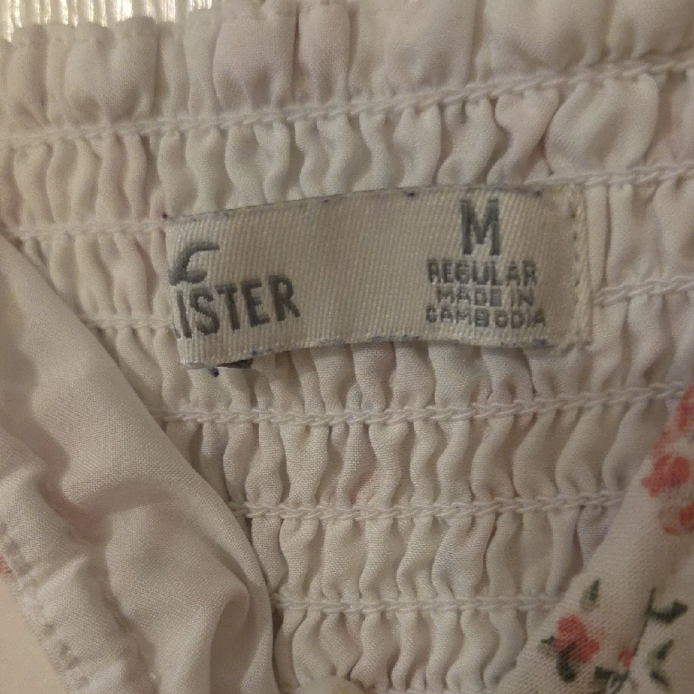 Hollister White and Pink Floral Maxi Dress - Picture 3 of 7